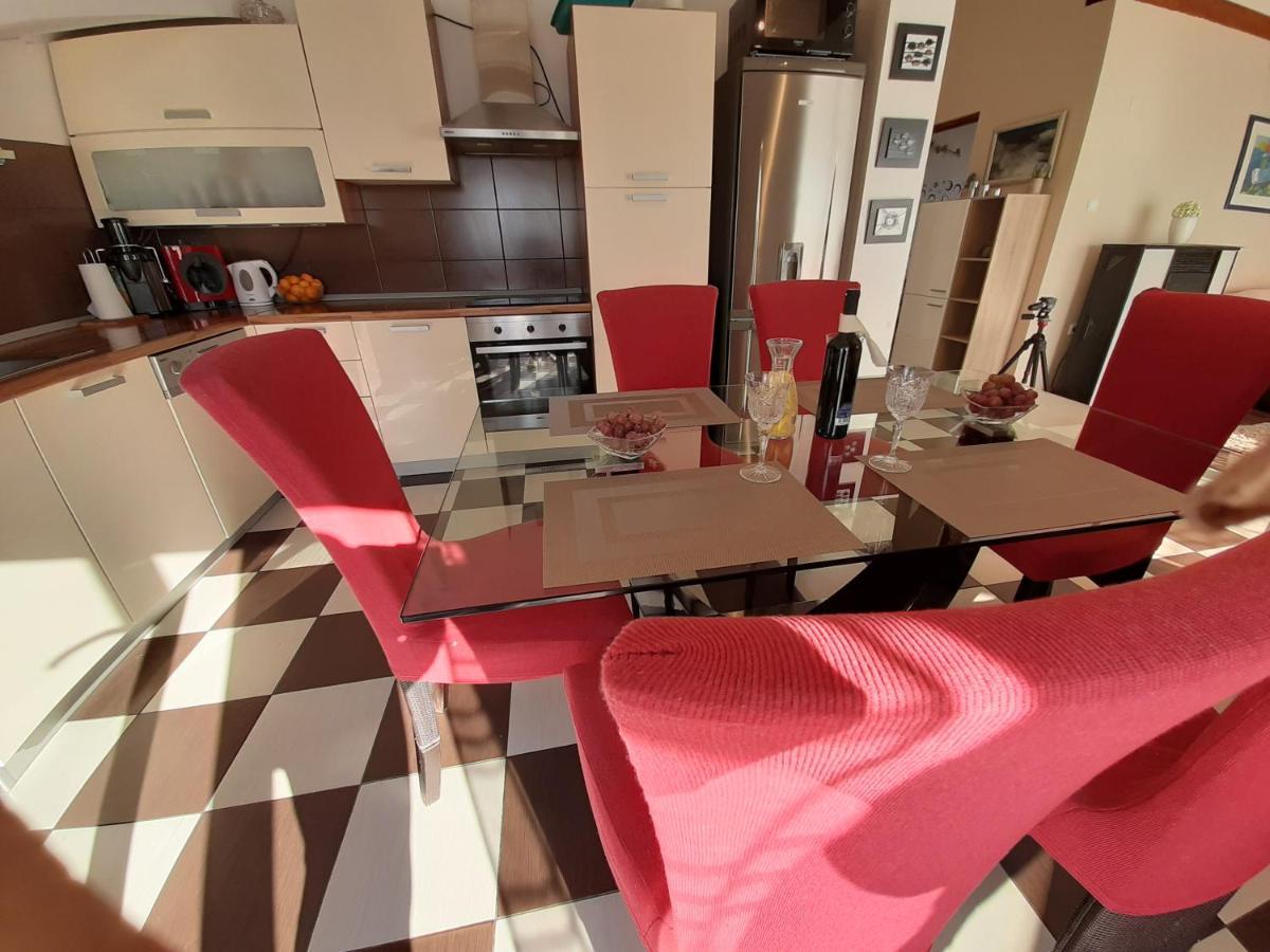 דראמליי Apartment Franka מראה חיצוני תמונה