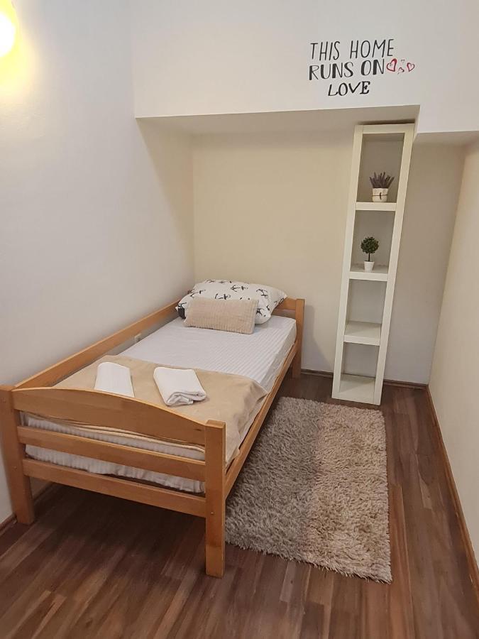 דראמליי Apartment Franka מראה חיצוני תמונה